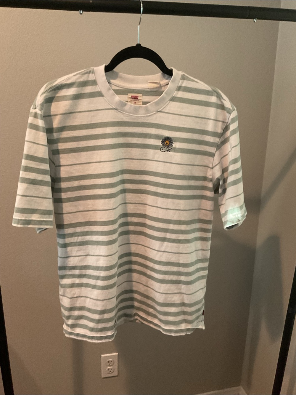 Levi's White and Sage Green Striped Short-Sleeve Tee with Sunflower Emblem